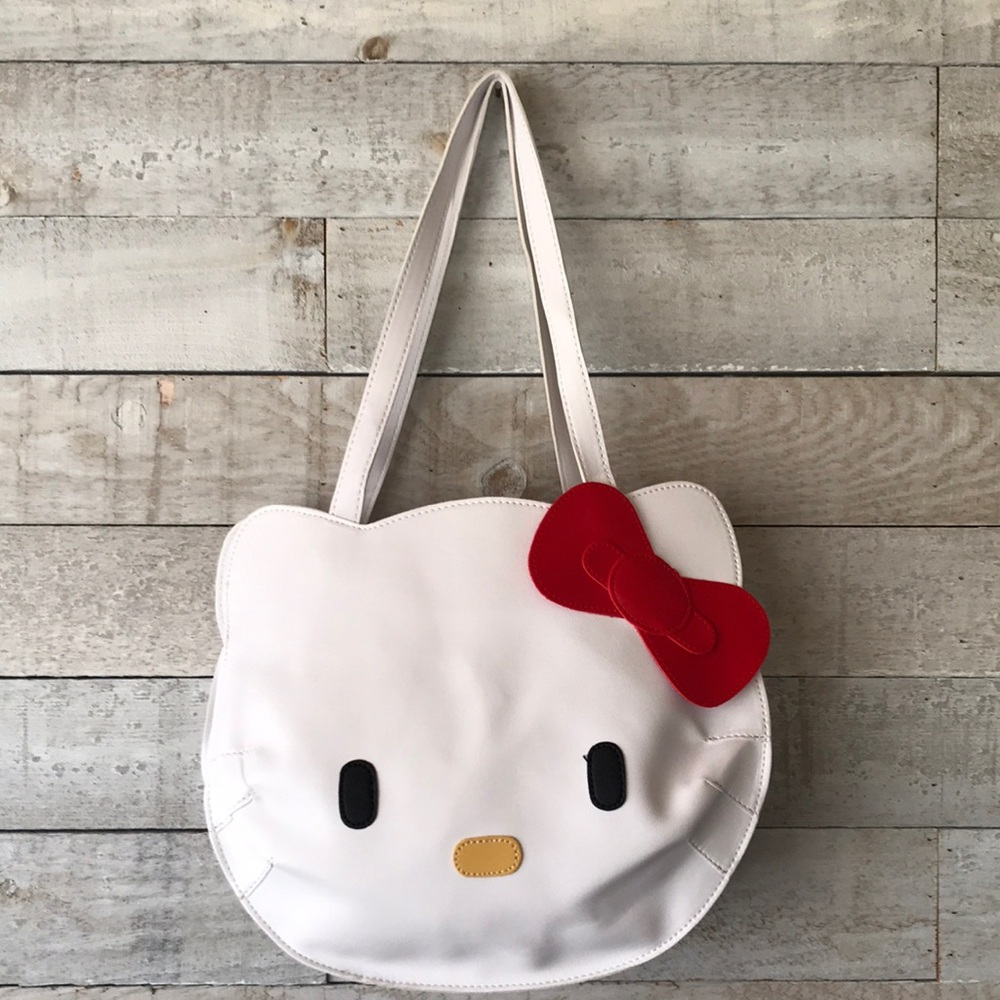 Hello Kitty Shoulder Bag